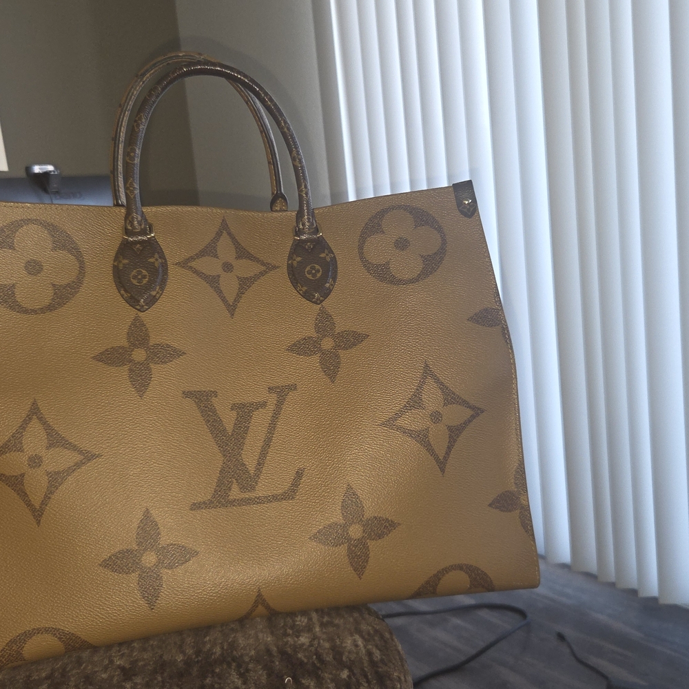 Louis Vuitton Monogram Canvas Tote in Brown & Gold - Picture 3 of 6